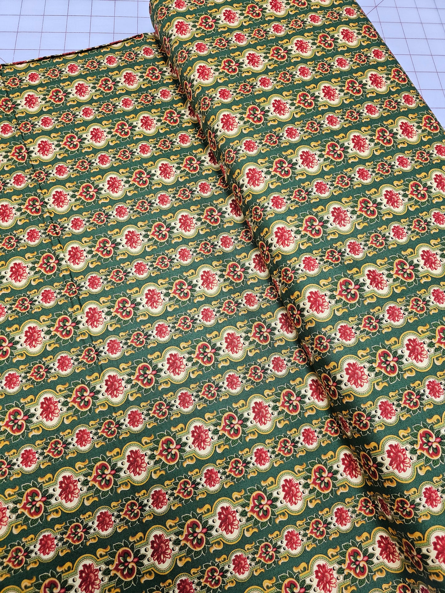 Free Spirit Joy Joy December Stripe Green PWAC020.0GREE