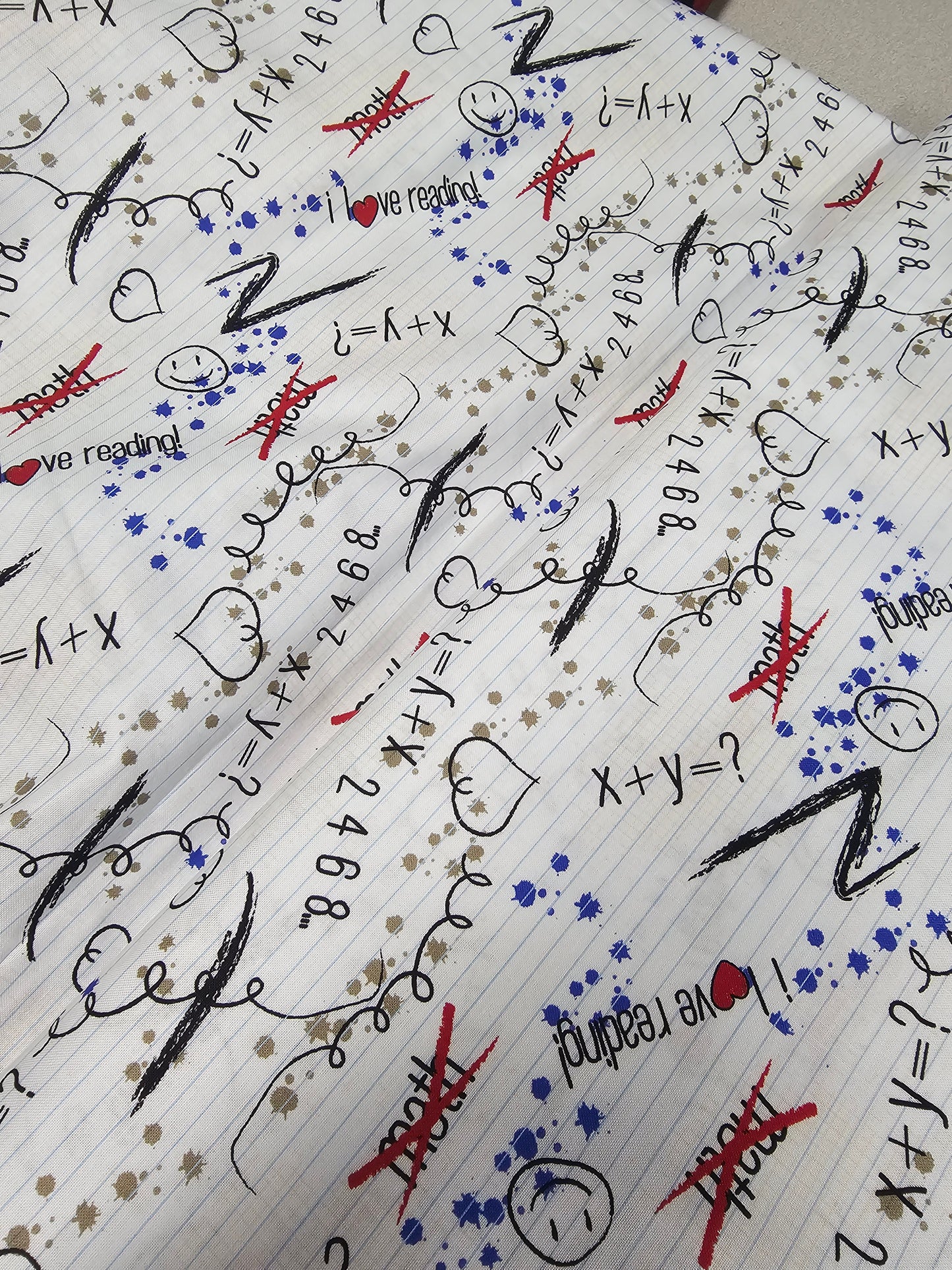 8676 Mook Fabrics I Love Reading on White