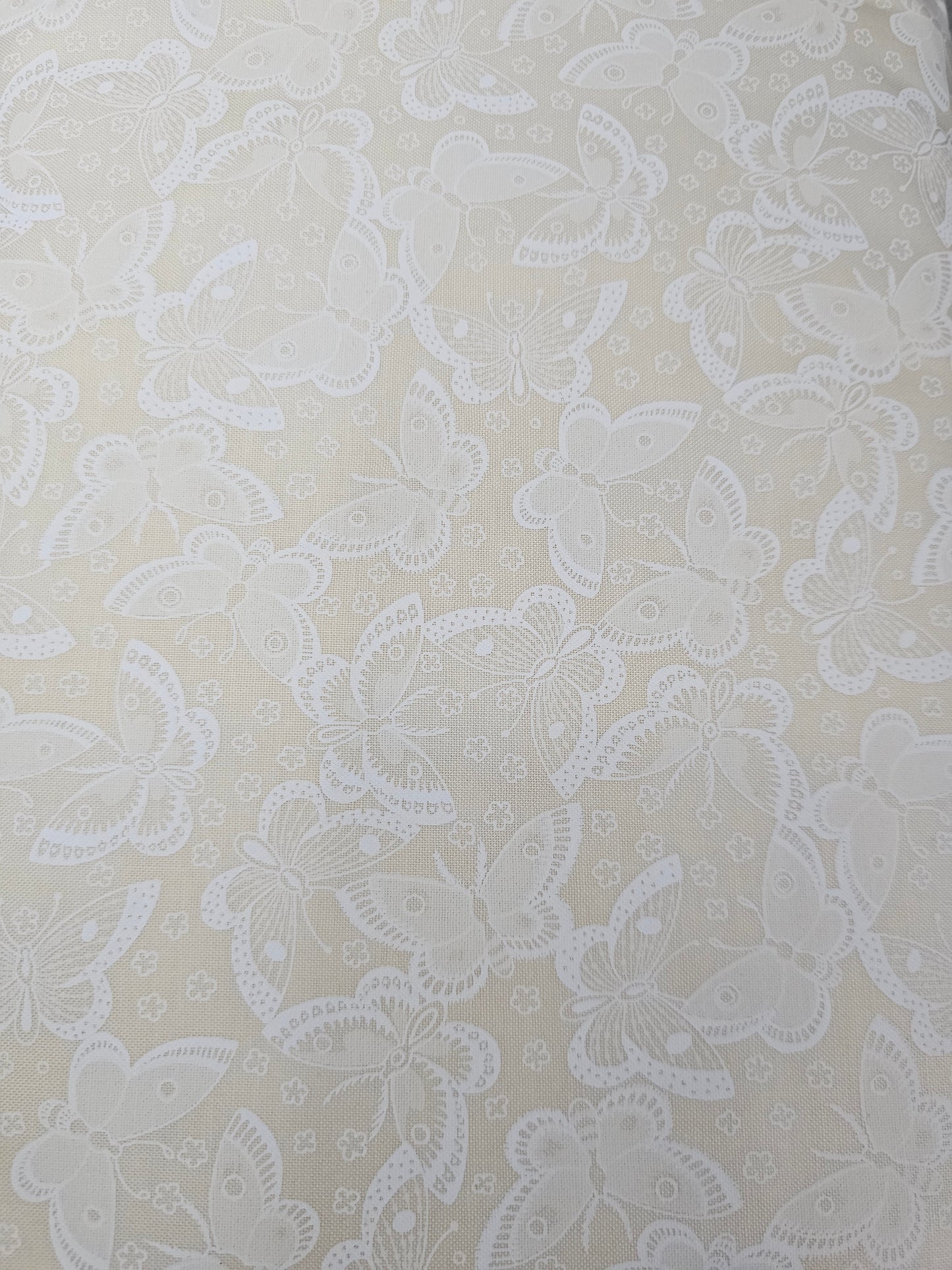 1438 Timeless Treasures Fabrics C6565-Tea Butterflies