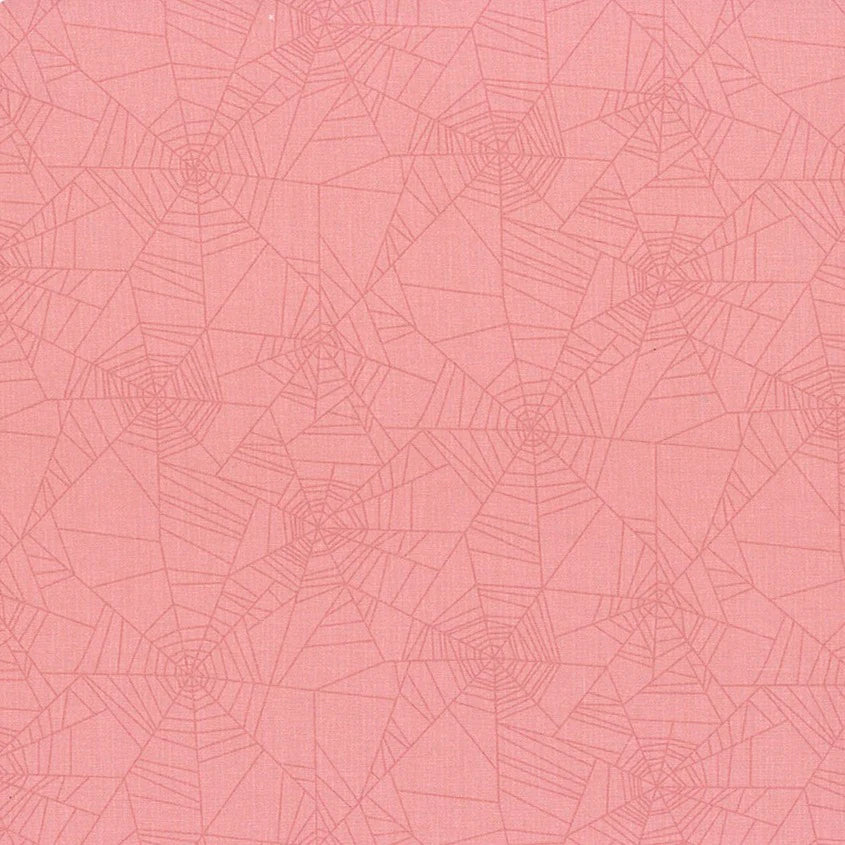 Clothworks Little Miss Spider Web Blender Light Raspberry Y3524-43