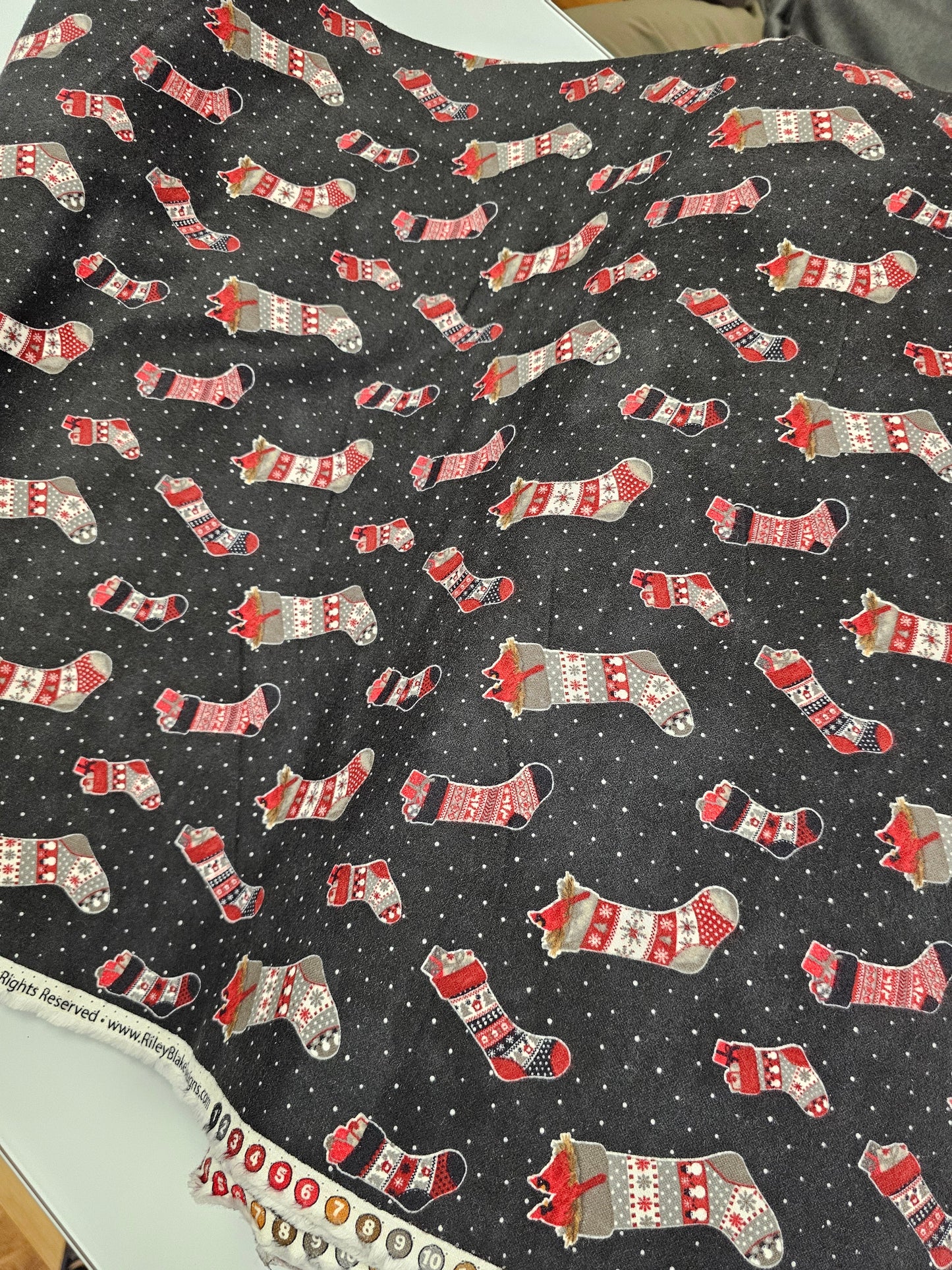 Riley Blake Flannel Hello Winter Stockings Black F11941