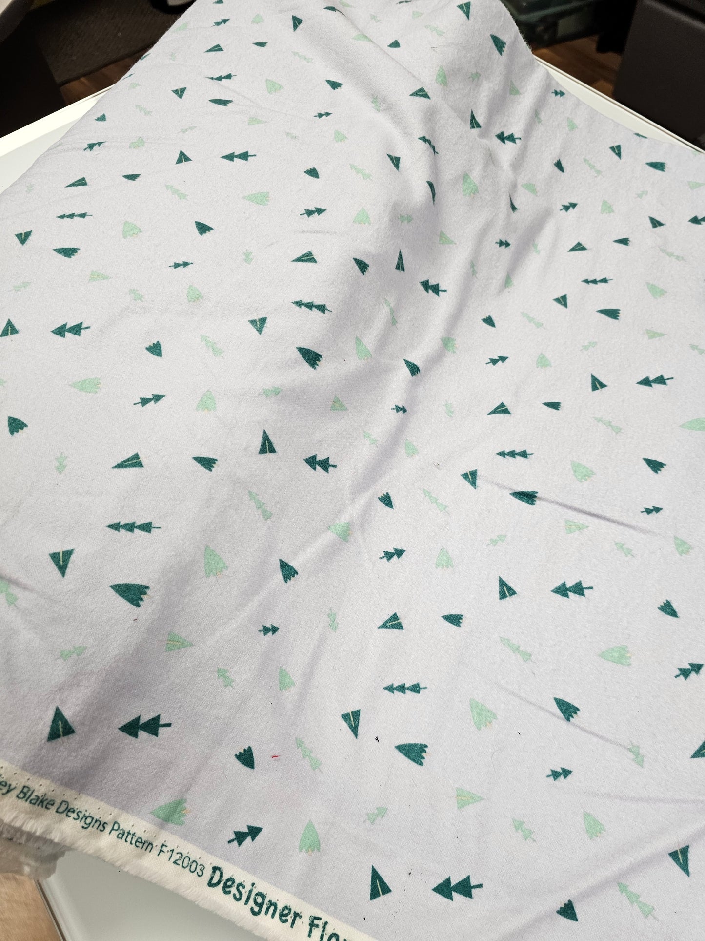 Riley Blake Flannel Tree Toss Light Lavender Pattern F12003