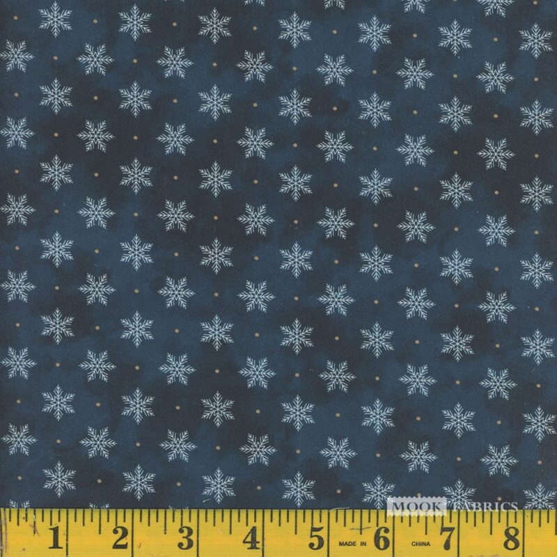 1294 Mook Fabrics Christmas Deck The Halls Falling Snow Dresden 138447