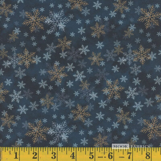 1348 Mook Fabrics Christmas Deck The Halls Snowy Delight Dresden 138448
