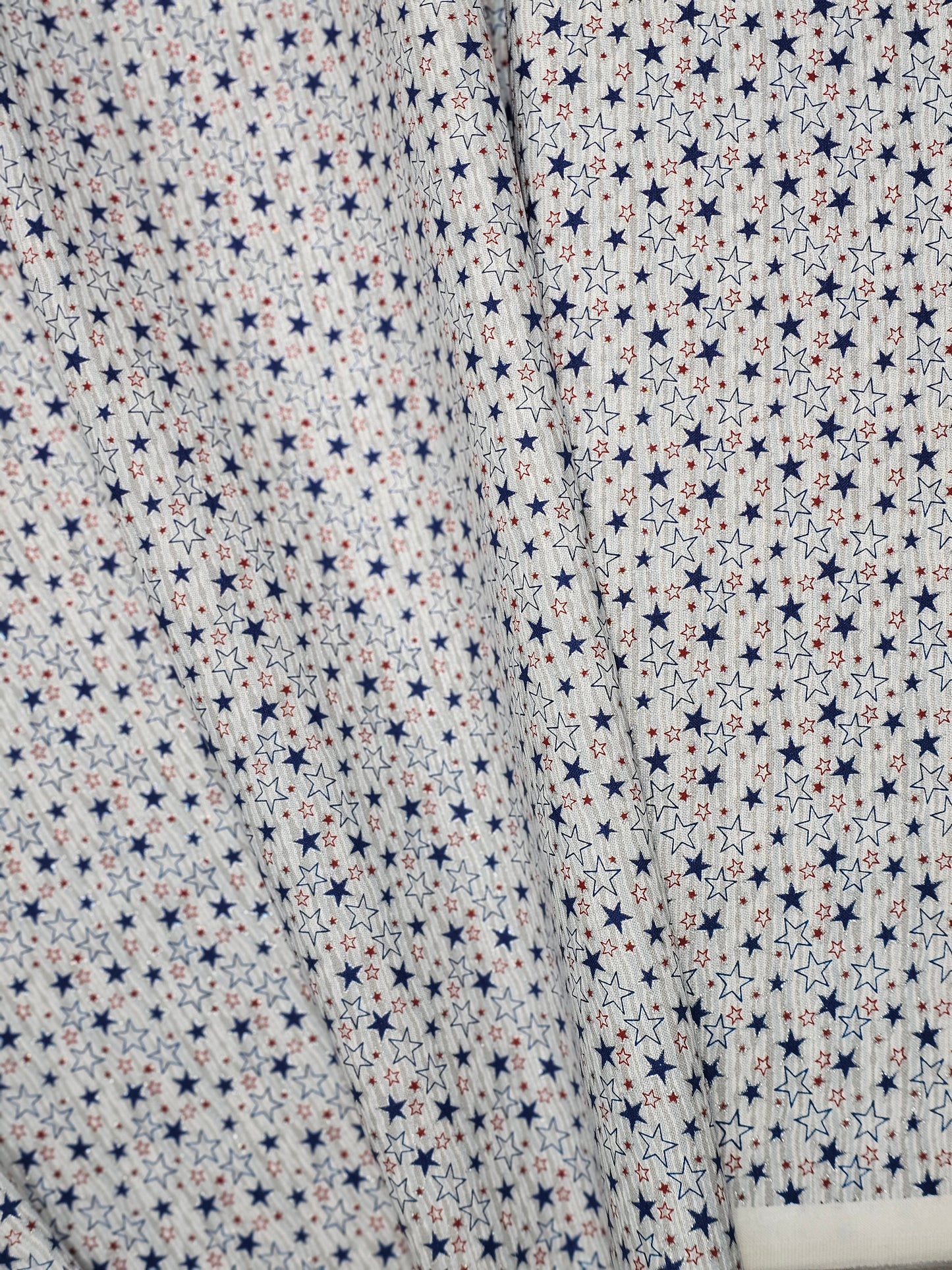 1057 Patriotic Tossed Multi Star Glitter