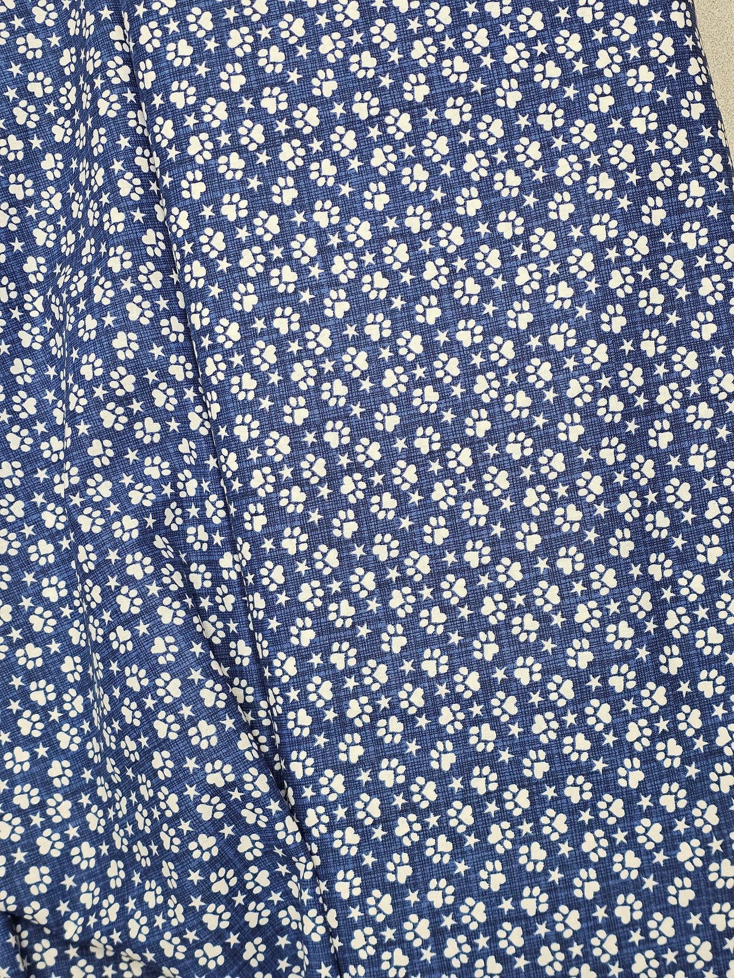 1066 Patriotic Paw Prints Blue