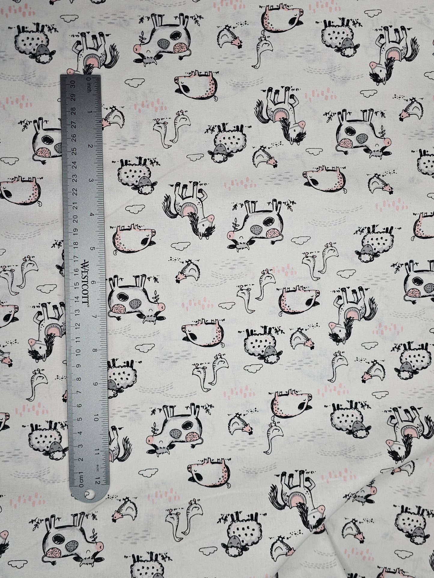 8265 Fabric Editions, Inc Farm Animals on White