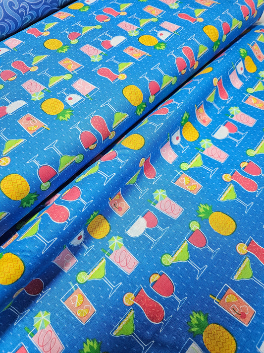 1588 Emma and Mila Summer Drinks on Blue