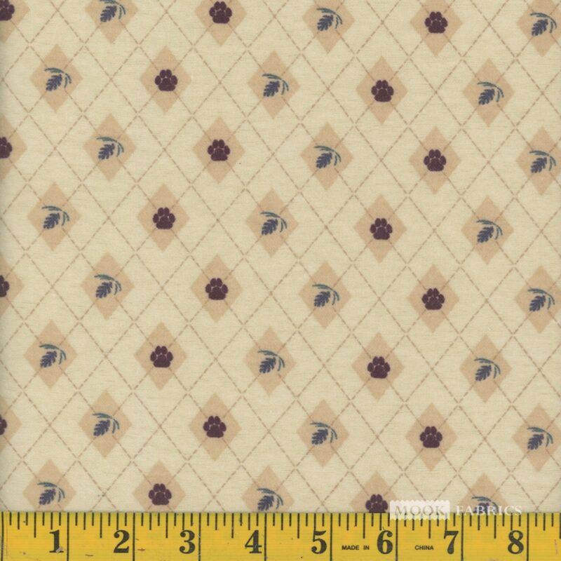 7105 Mook Fabrics Flannel Little Red Fox Paw Yellow 121675