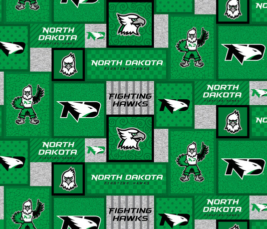 7129 NCAA-UND University of North Dakota College Patch Fleece W58