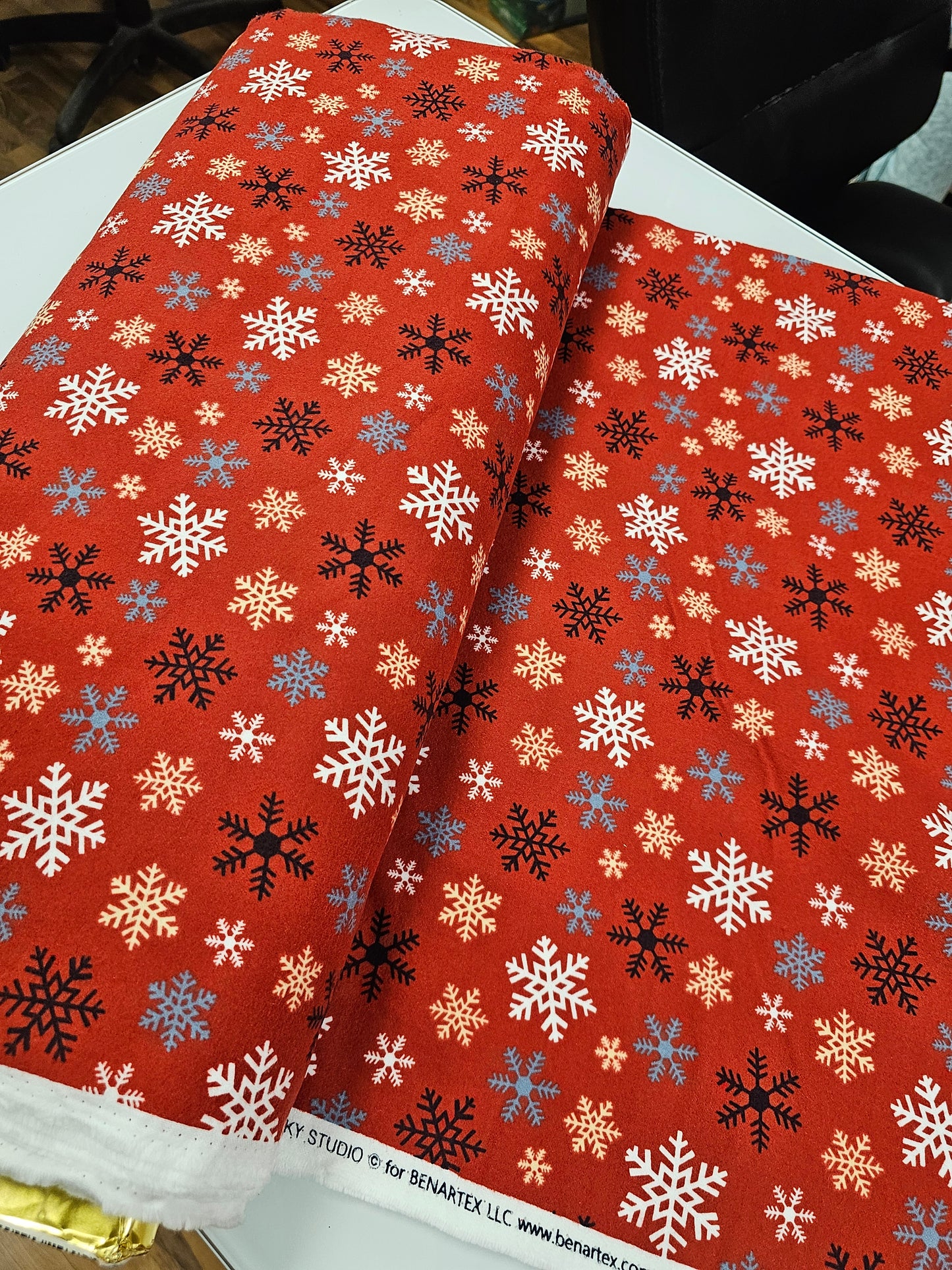 Benartex Flannel Crossroads Jingle Bell Multi Snowflake Red P10318F